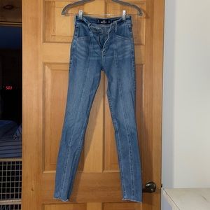 Blue Hollister high waisted skinny jeans with front leg stitch
